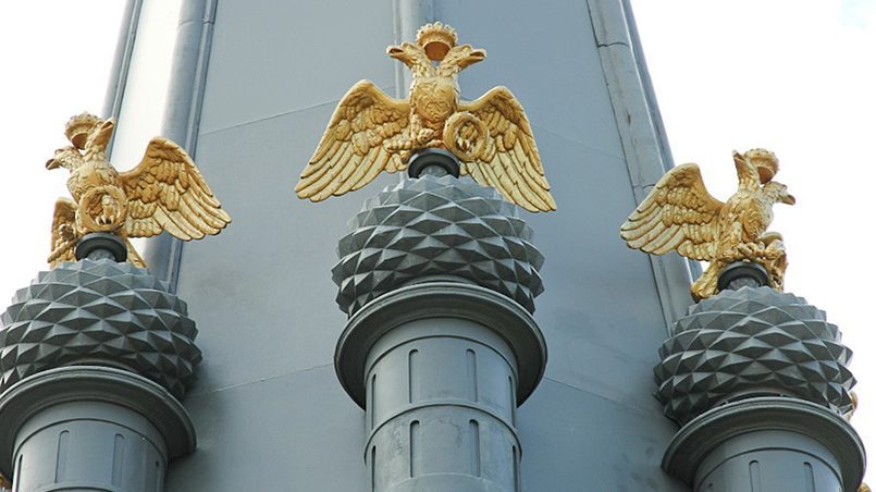 Помнік героям Айчыннай вайны 1812 года ў Полацку / Фота: holiday.by